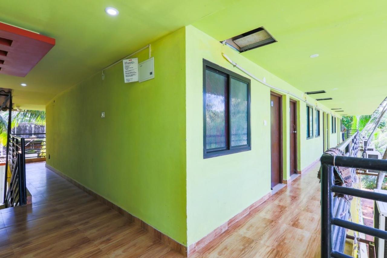 Fullmoon Beach Place Candolim Exterior photo